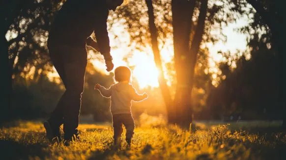 Focus sur la loi visant à renforcer l'autorité de la justice à l'égard des mineurs délinquants et de leurs parents